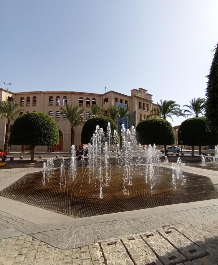 Estudio B Cerca De La Plaza De Toros Alicante Buitenkant foto