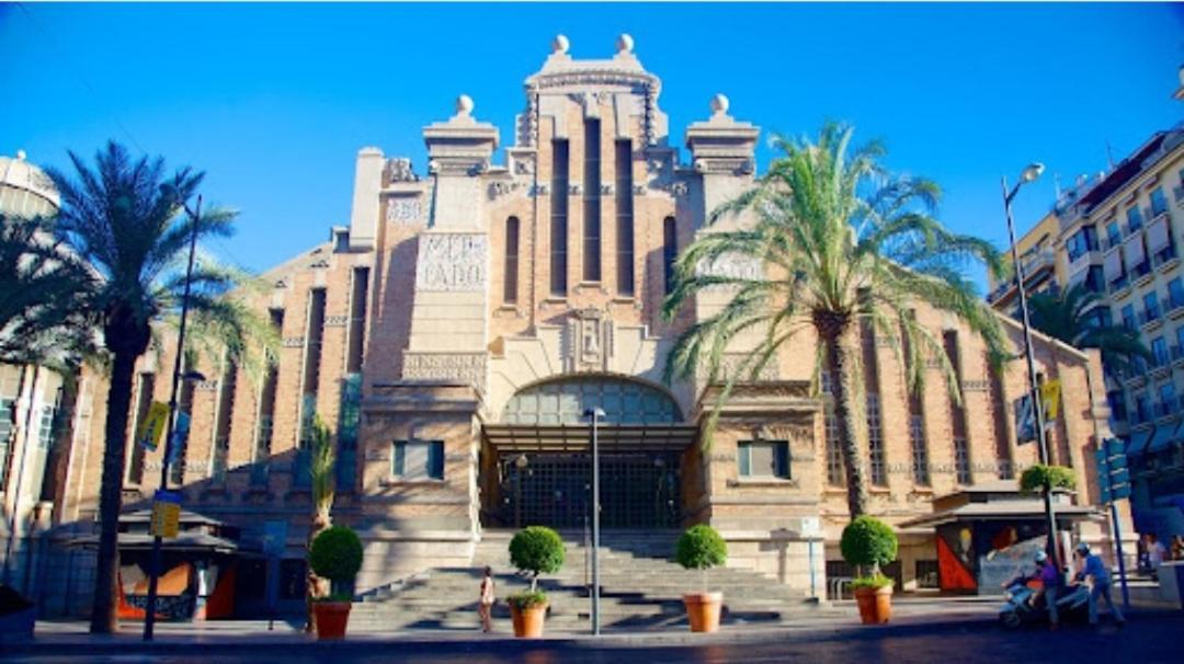 Estudio B Cerca De La Plaza De Toros Alicante Buitenkant foto